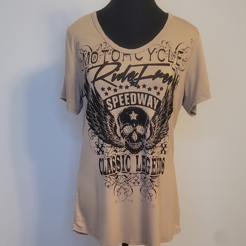 Rebel Spirit Tan Graphic Tee with Black Design